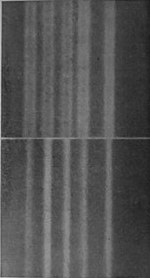 Hg 254nm self-absorption spectrum
